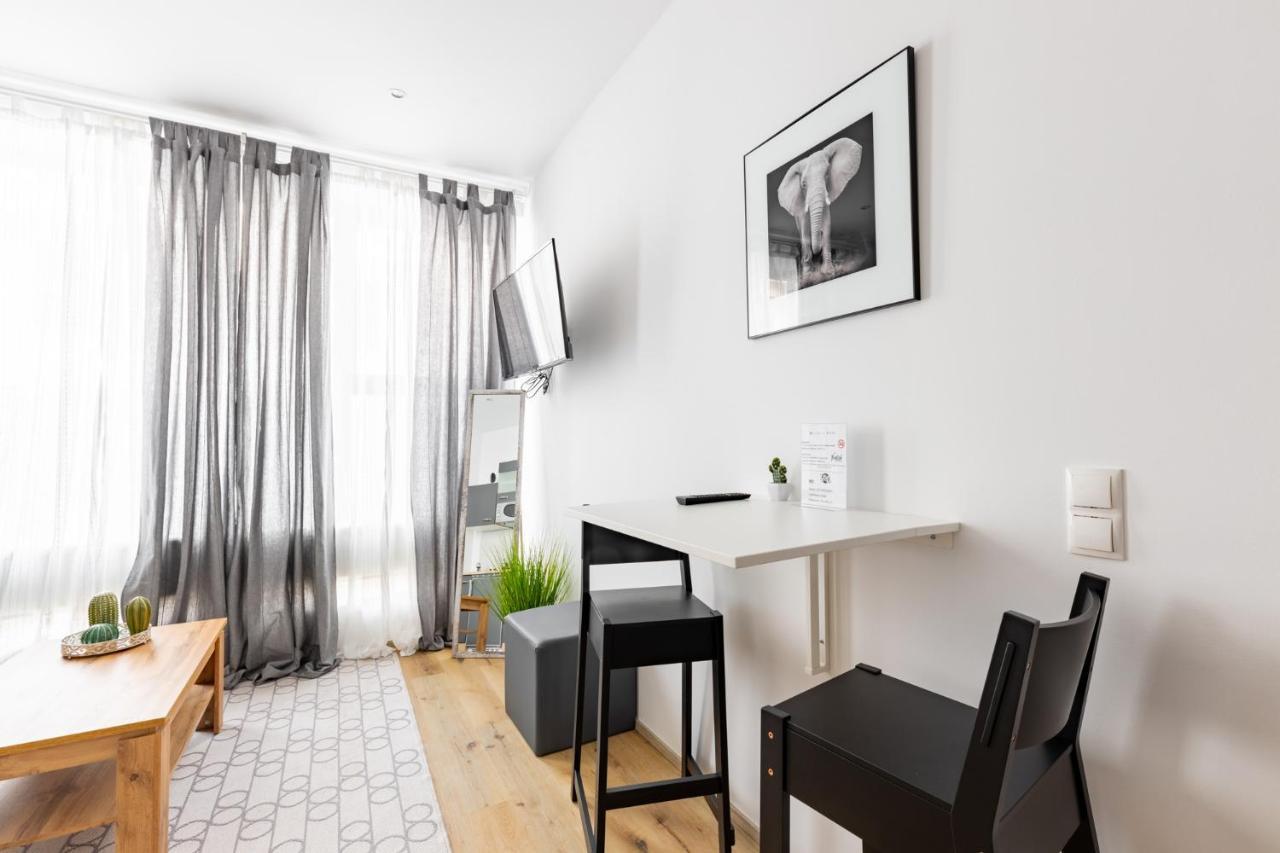Budget Rooms West With Shared Kitchen Bécs Kültér fotó