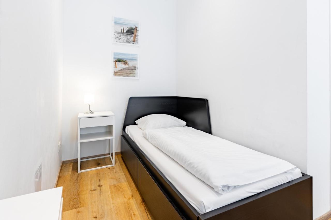 Budget Rooms West With Shared Kitchen Bécs Kültér fotó