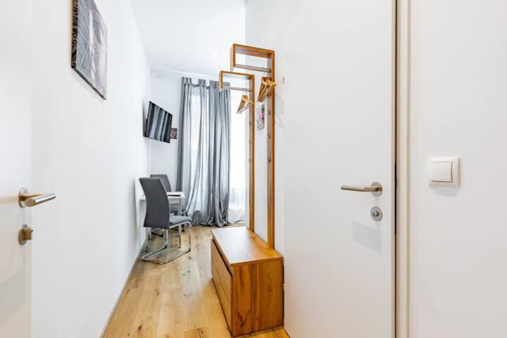 Budget Rooms West With Shared Kitchen Bécs Kültér fotó